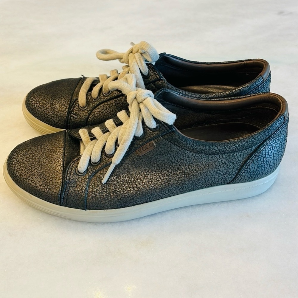 Ecco Women’s Soft 7 VII Sneaker Lace-Up Stone Metallic 38 EU 7.5 US
